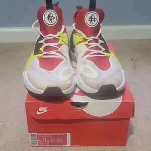 Nike Huarache E.D.G.E. TXT size 14.